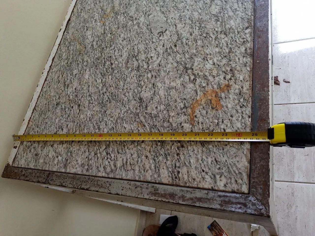 Mesa de ferro com pedra de marmore  - Foto 5