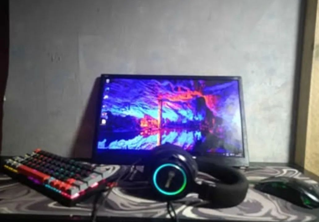 PC GAMER BARATINHO/ PRA VENDE LIGEIRO 