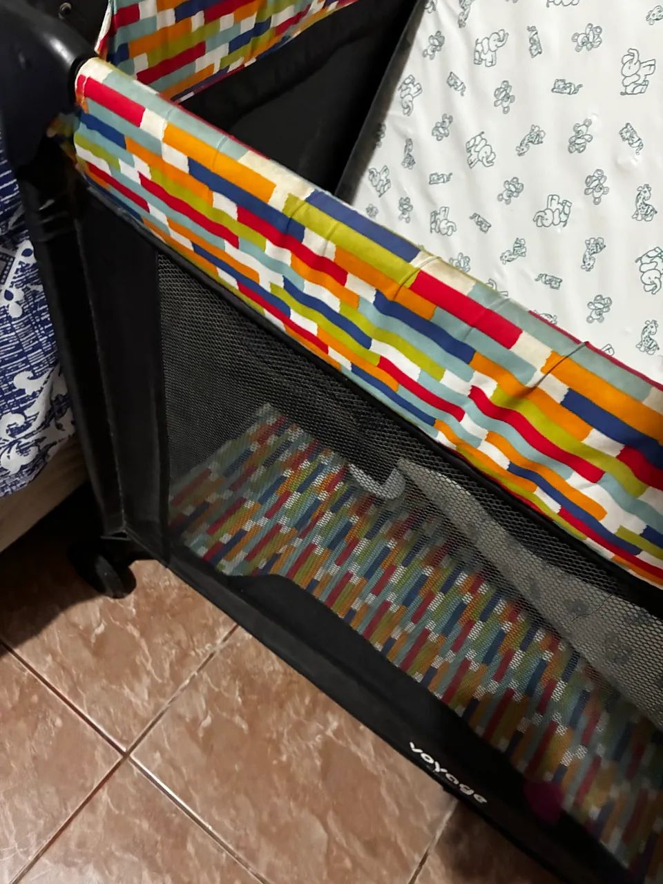 Berço portátil com colchão  - Foto 2