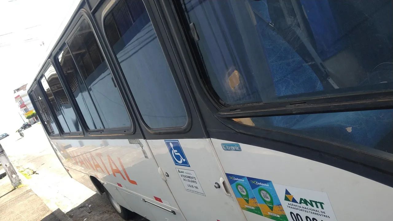 Microônibus Neobus Thunder 29 lugares no doc  - Foto 3