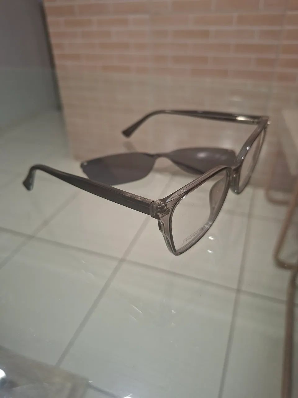Óculos  clipon feminino  - Foto 2
