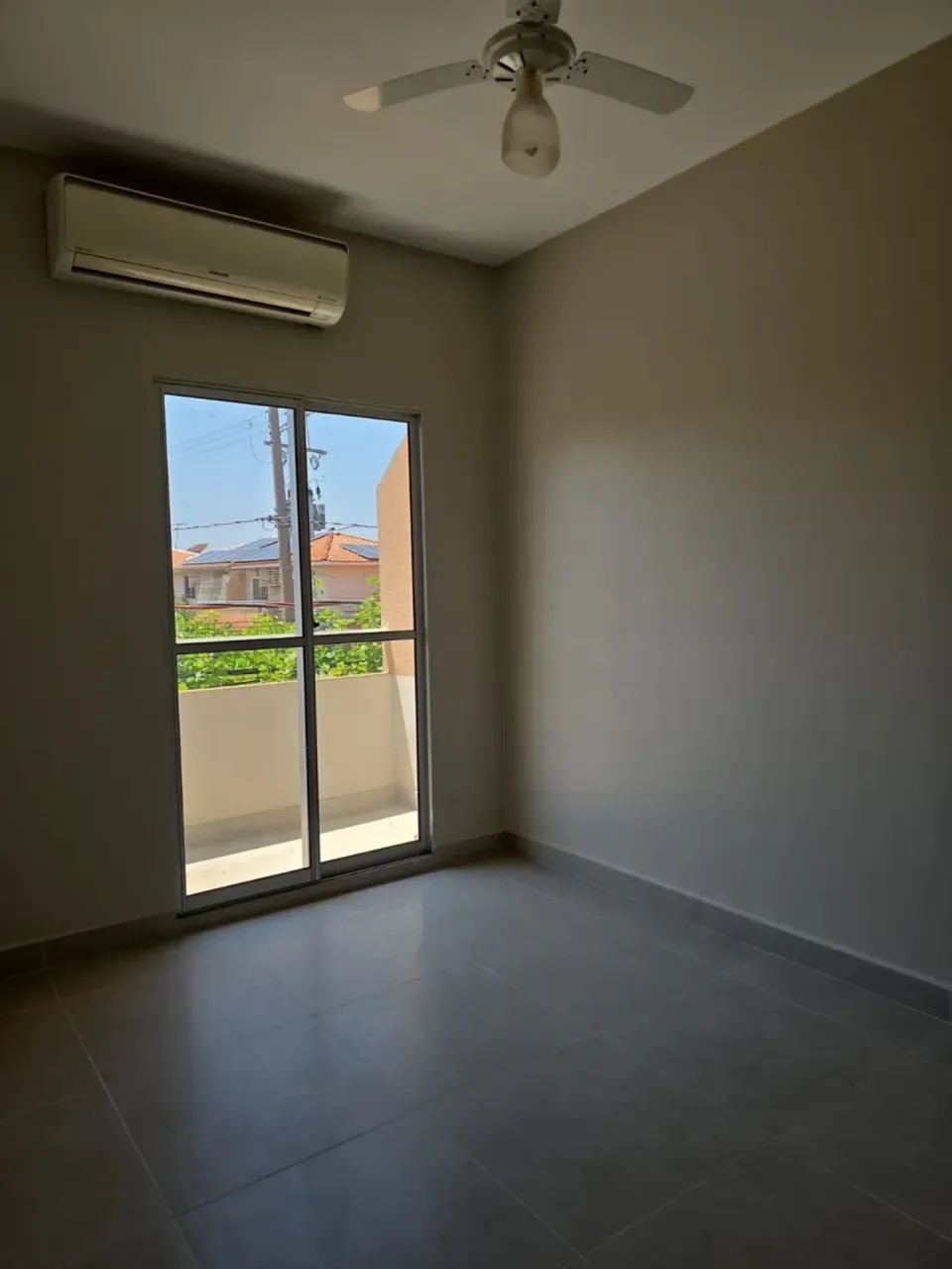 CONDOMINIO VILLA DI CAPRI - Foto 4