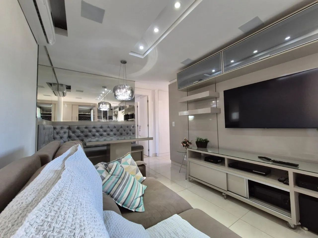 APARTAMENTO 2 QUARTOS A VENDA SERRANO