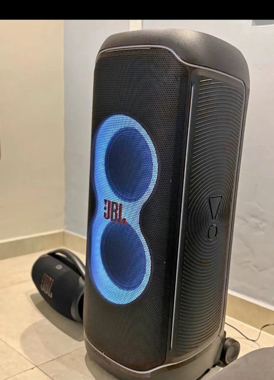 CAIXA JBL ULTIMATE 1100