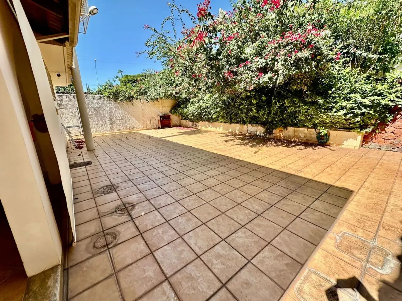 Casa com finalidade comercial, construção com 272 m2 e área de terreno 468 m2, Setor Sul,  - Foto 2