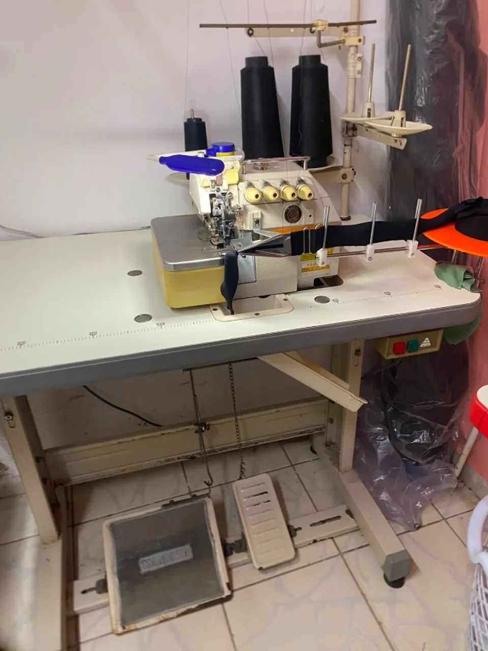 Máquina de costura interlock - overlock - Foto 3