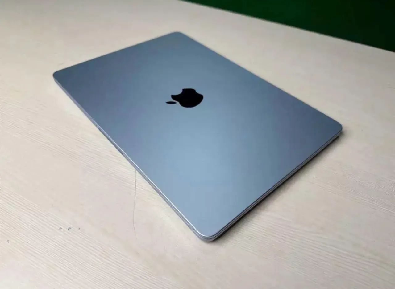 MacBook M4 Air 16Gb 256Gb Excelente estado
