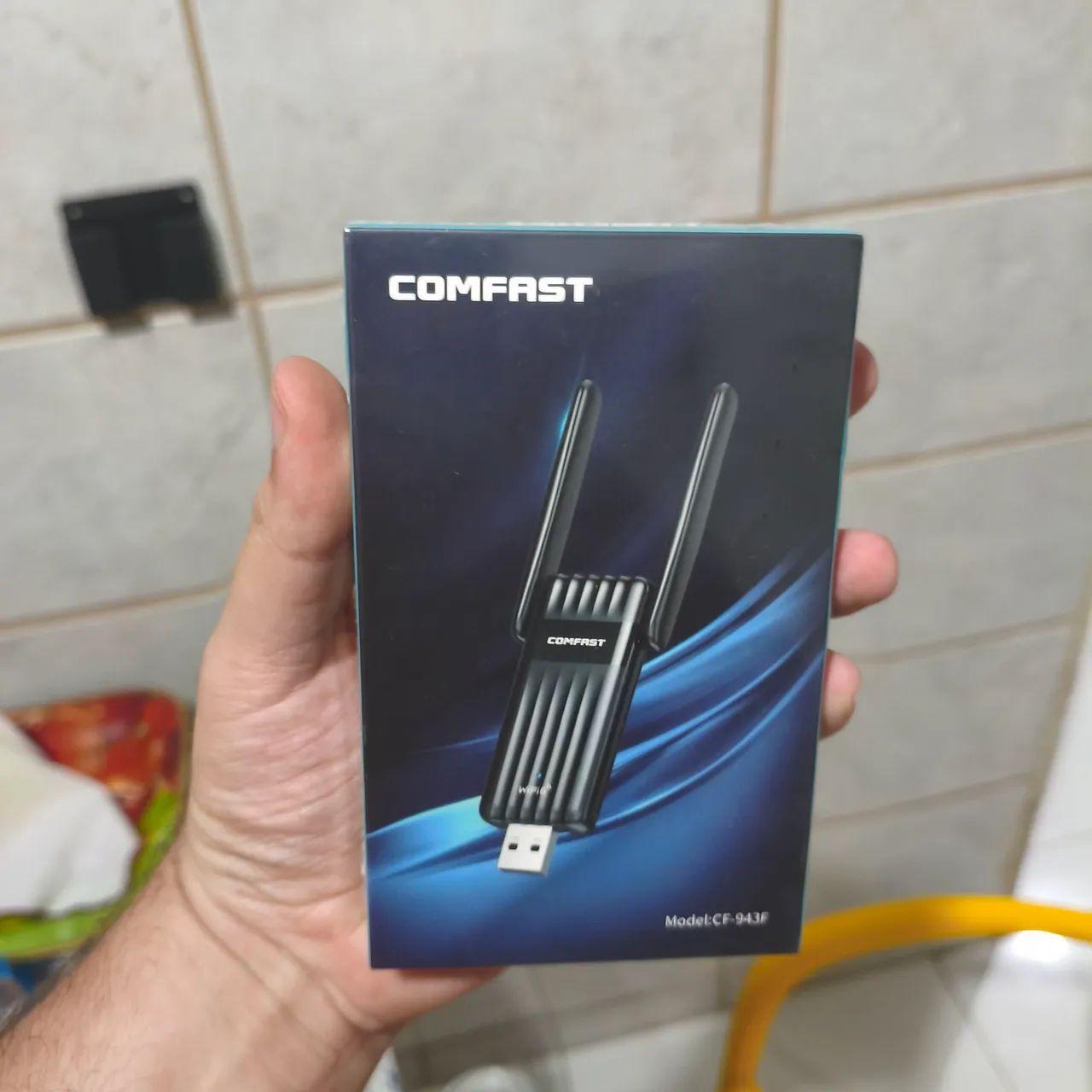 Antena usb wi-fi e bluetooth para PC comfast