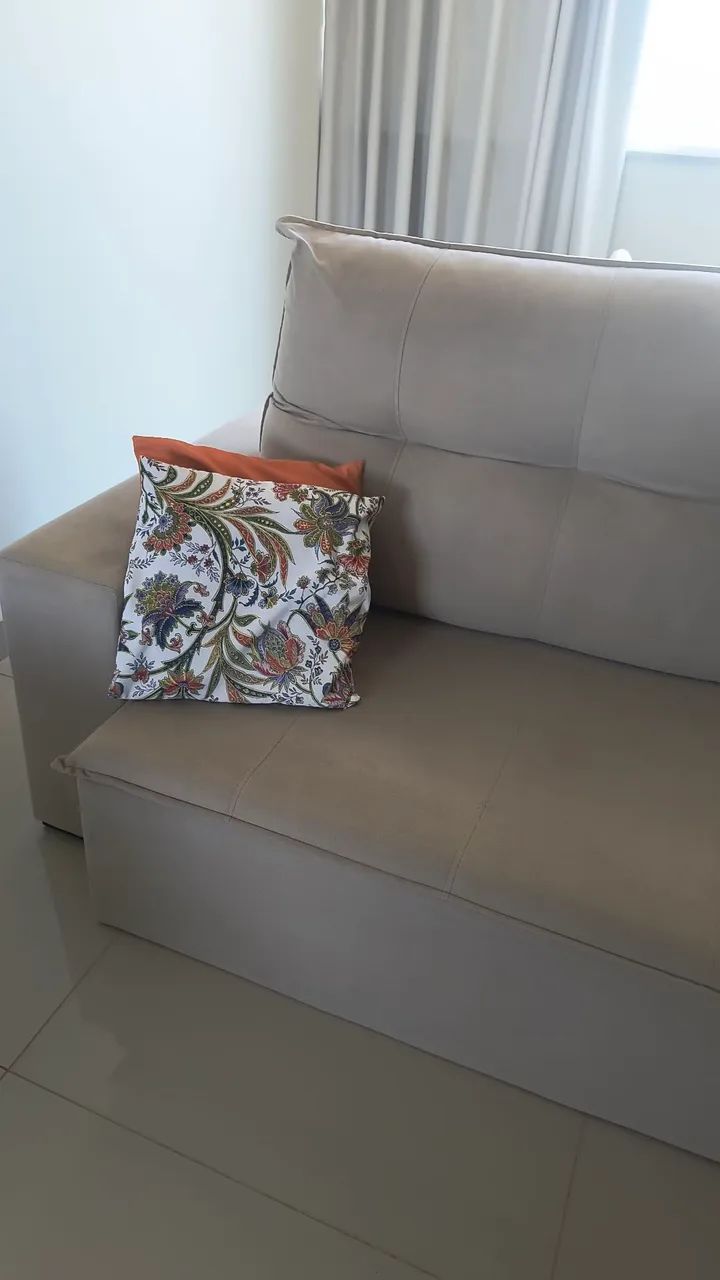 Vendo sofá retrátil 3 metros - praticamente novo - Foto 2