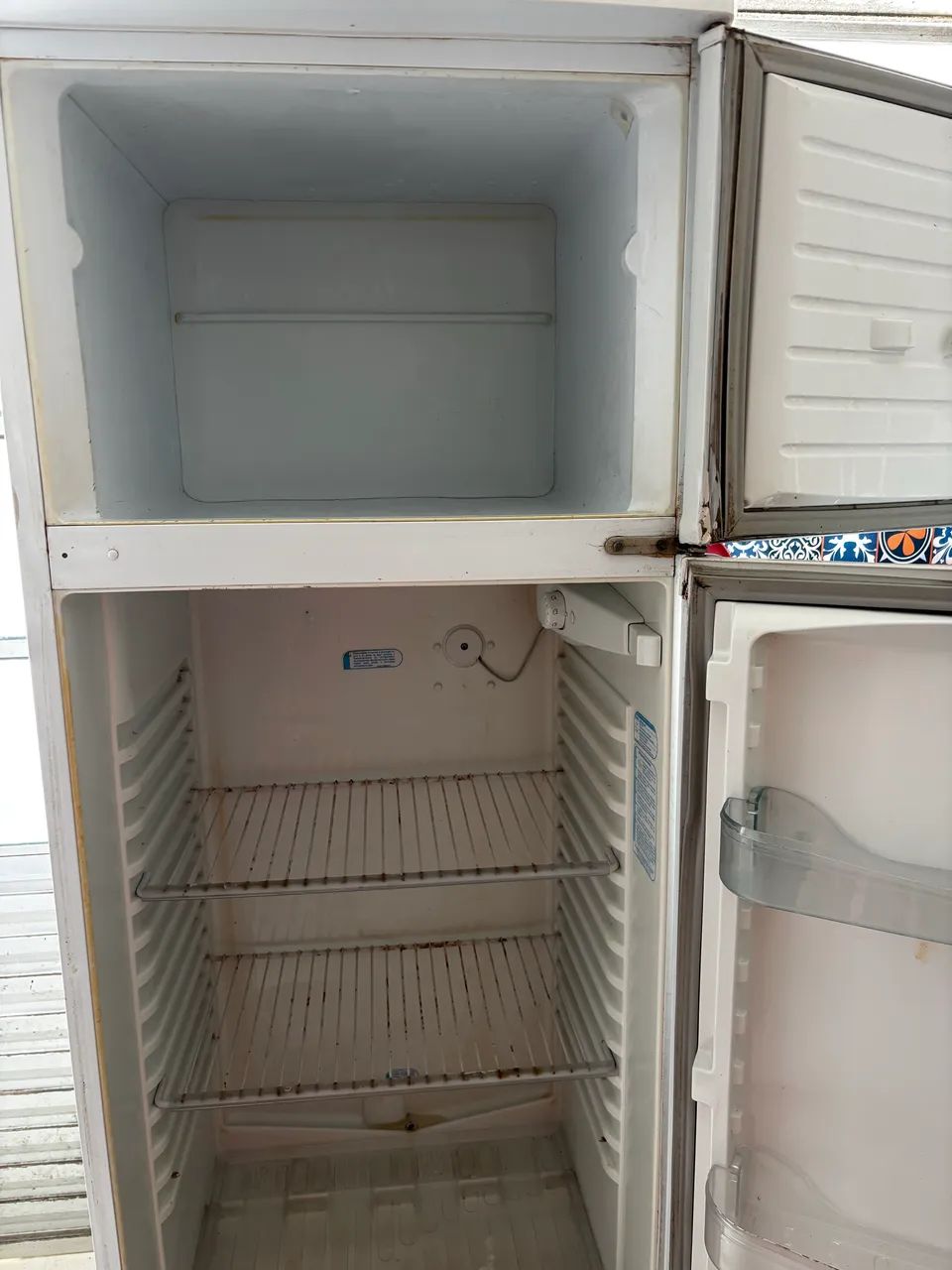 Vende-se Geladeira Dako em perfeito estado! - Foto 2