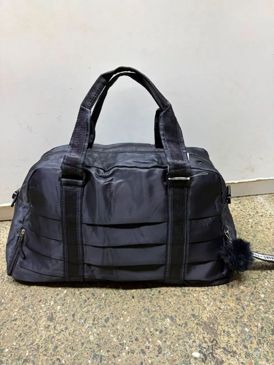 Bolsas de mão com bastante espaço para seus pertences  - Foto 5