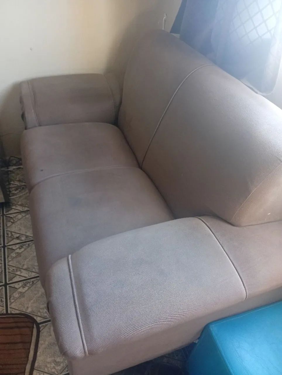 Sofá dois e três lugares semi novos  - Foto 2