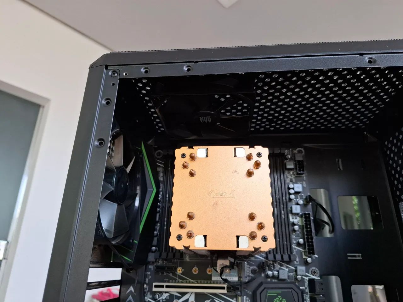 Gabinete Cooler Master Q500L MasterBox - Foto 2