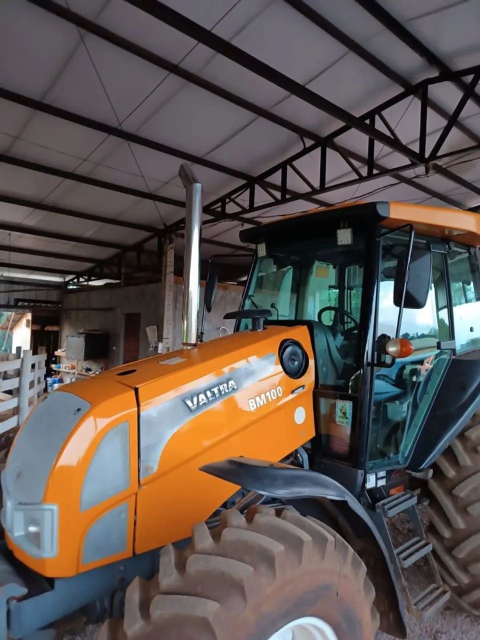 TRATOR VALTRA BM 100 - Foto 4