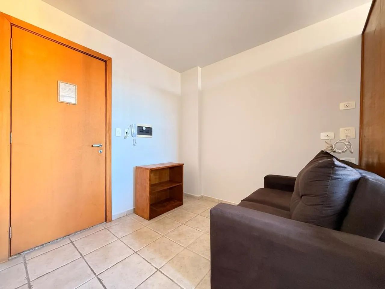 Apartamento para alugar em Maringá, Zona 07, com 1 quarto, com 18.4 m², Royal Suite - Foto 2