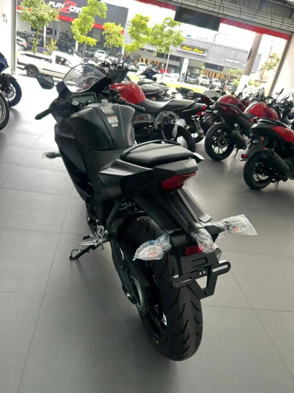 YAMAHA R15 ABS - Foto 5