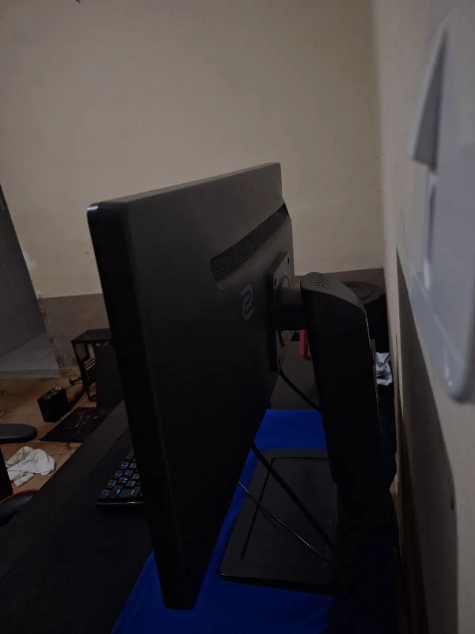 Monitor benq xl2411p 144hz - Foto 2