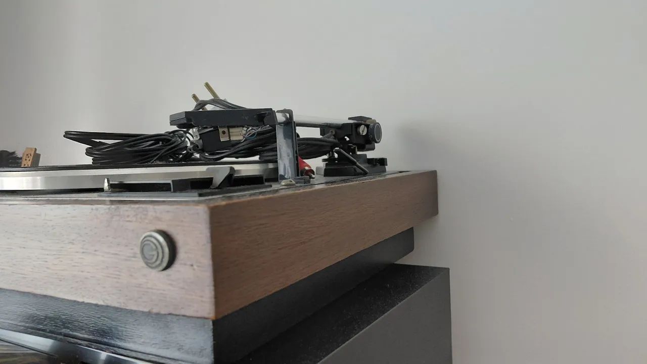 Toca disco Garrard S25 revisado funcionando - Foto 5