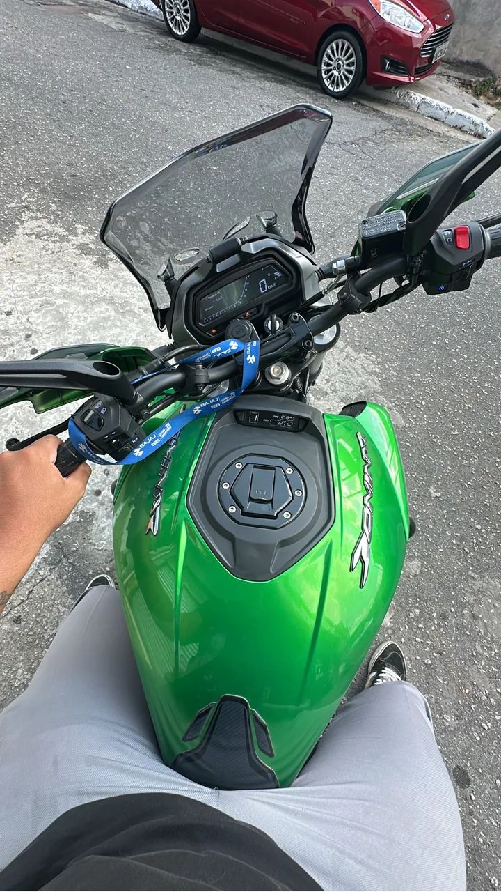 Bajaj D400 (9.000km) 2024 - Foto 3
