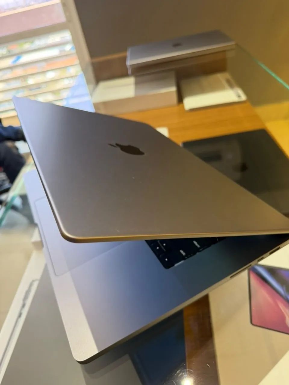 MacBook Pro 16 M1 Max 32GB 1TB Space Gray - SÓ HOJE ESSE VALOR