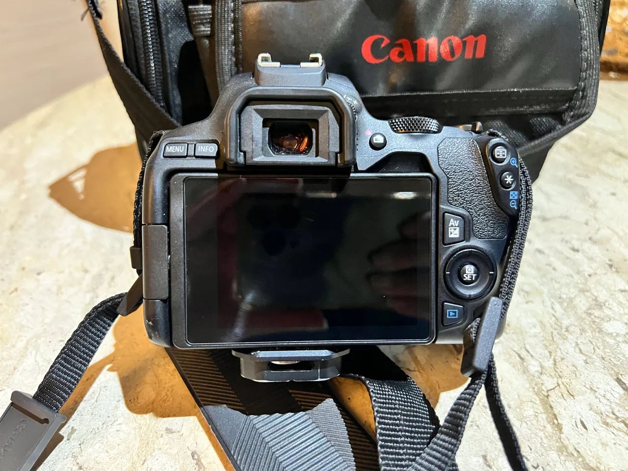 Câmera Canon EOS Rebel SL3 + 2 Lentes - Foto 6