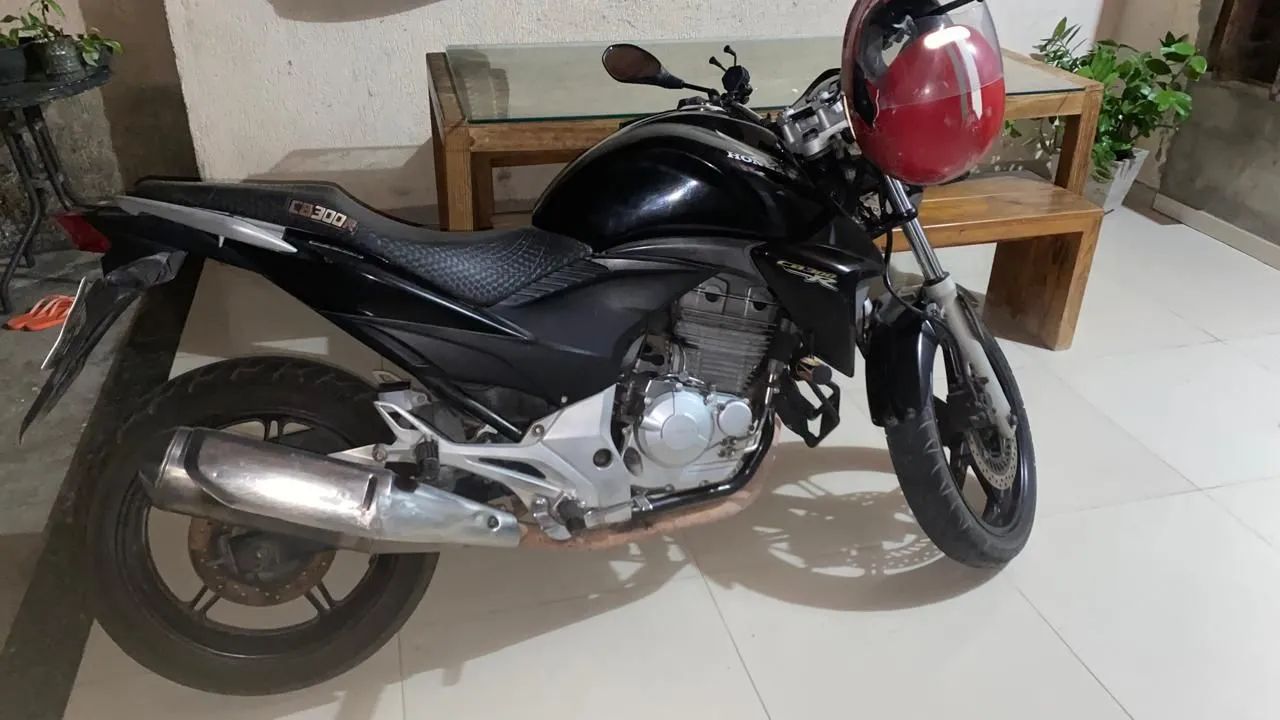 Cb 300R - Foto 2