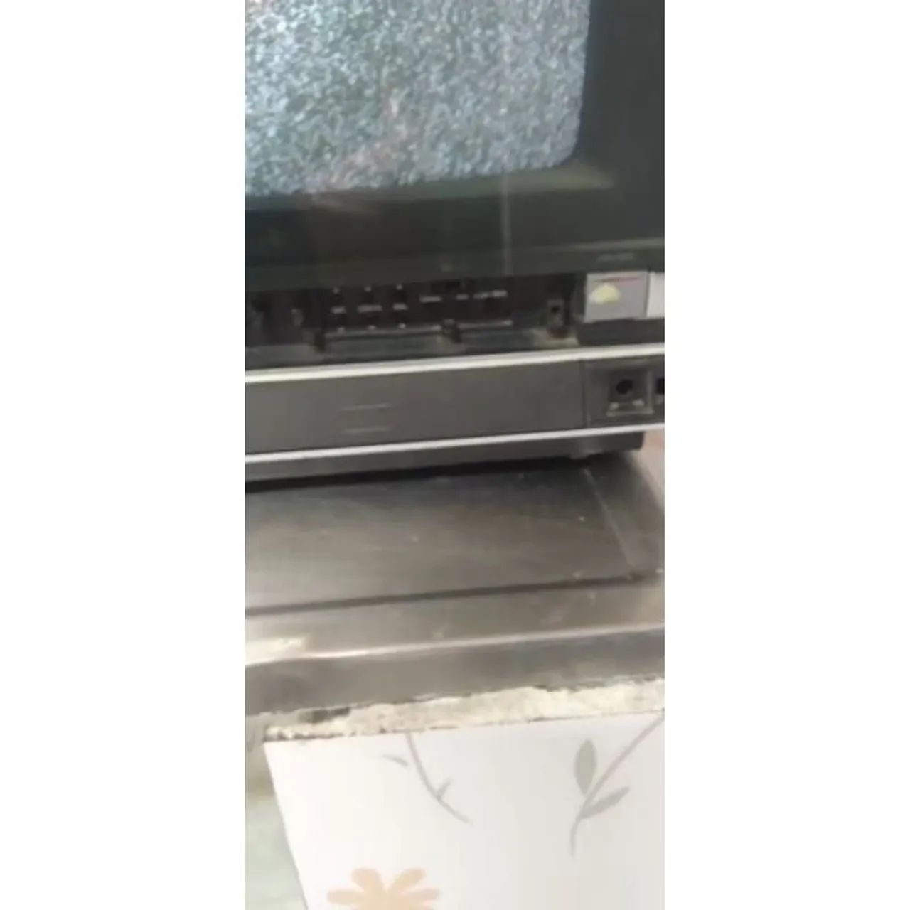 Tv acires Sharp c1490a - Foto 3