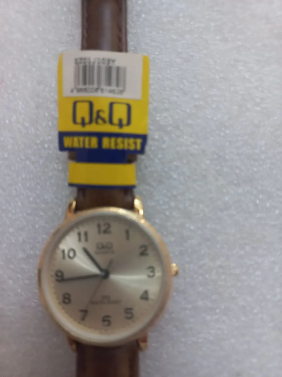 Relogio Q,&Q em couro quartz feminino  - Foto 4
