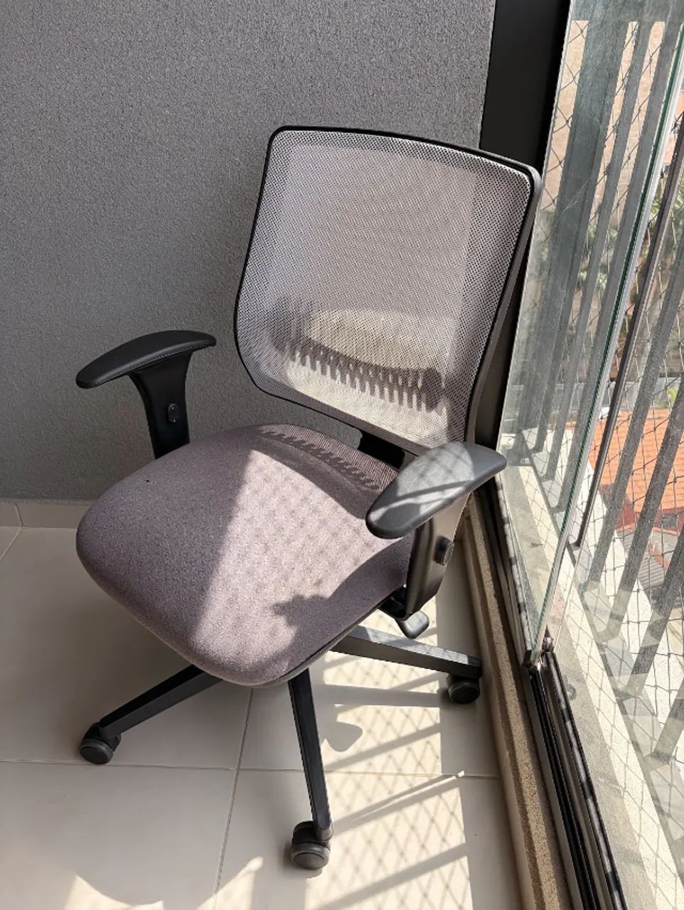 Cadeira Flexform Uni White n Grey