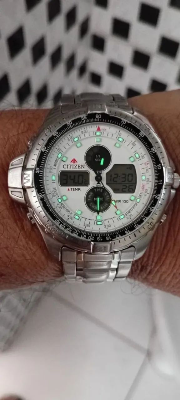 Relógio Citizen C710 - Foto 2