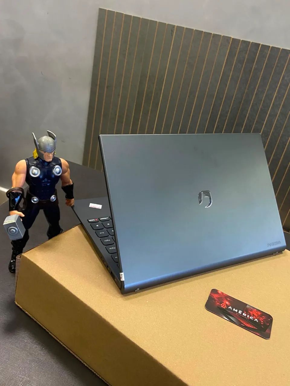 Windowsノート本体 LenovoMIIX320-10ICR Atom x5Z8350 4GB64GB Windows