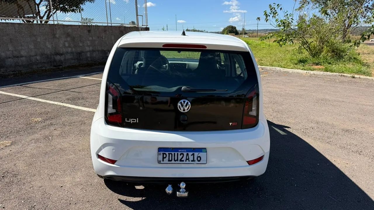 Volkswagen Up! up! move 1.0 TSI Total Flex 12V 5p 2017