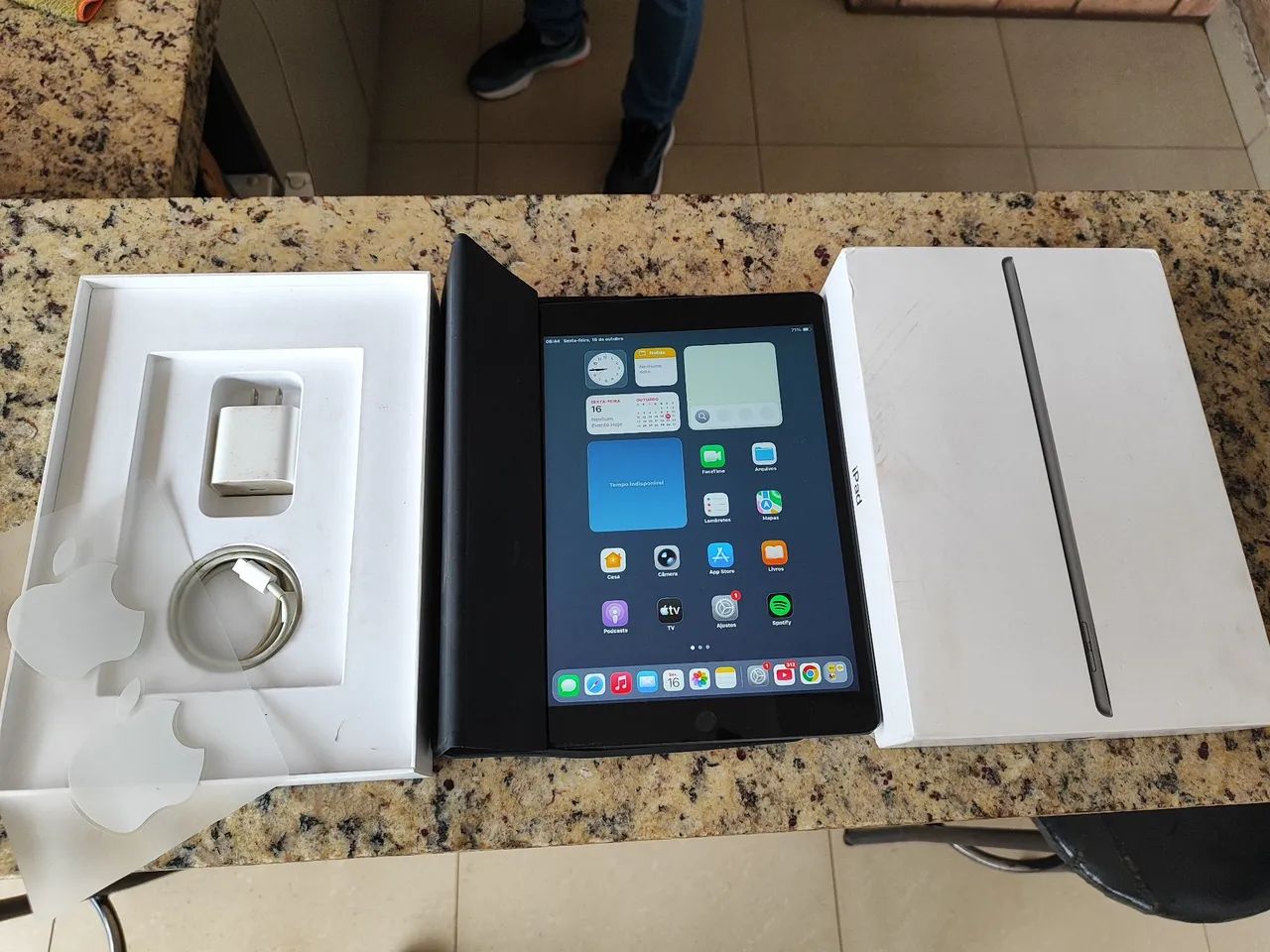 Apple Ipad 9