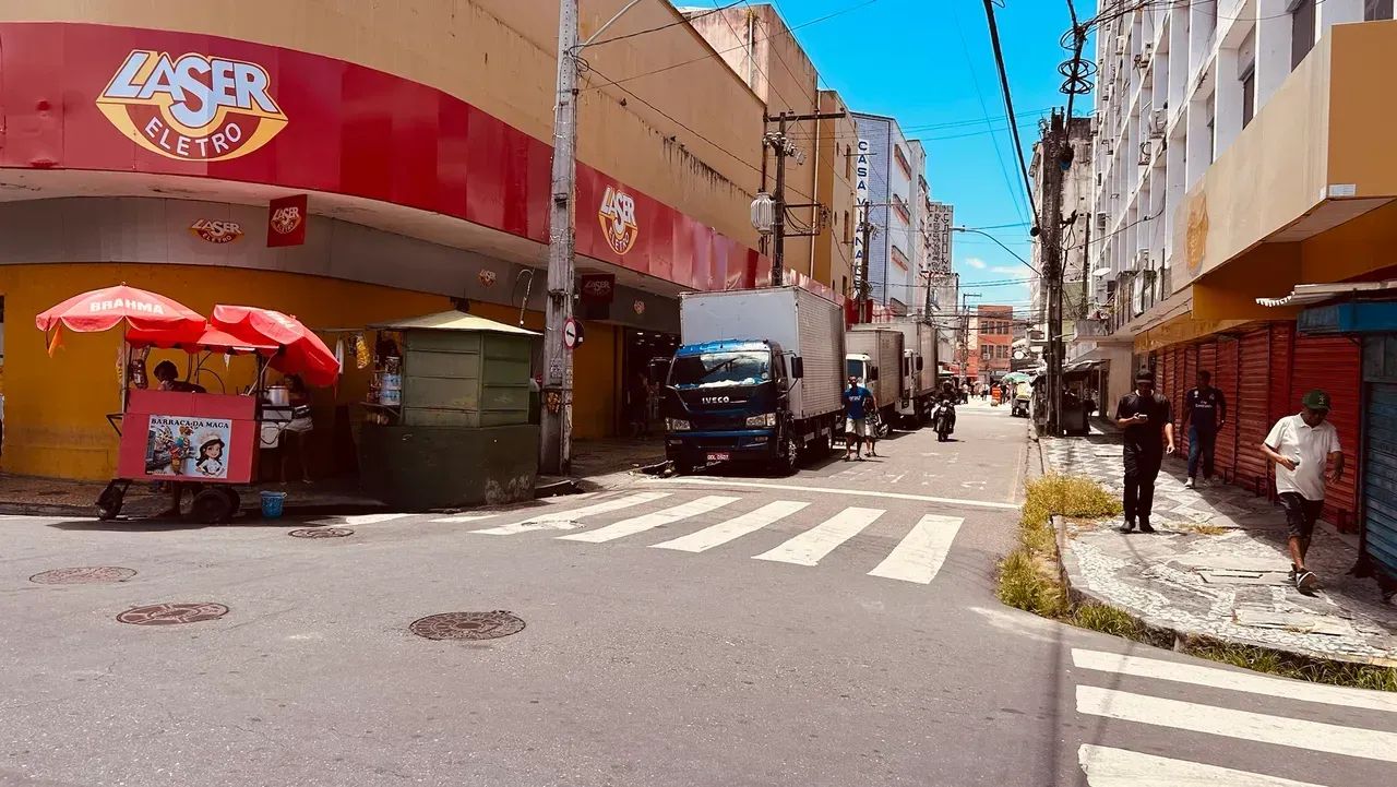 Lojão Concordia esquina com Frei Caneca