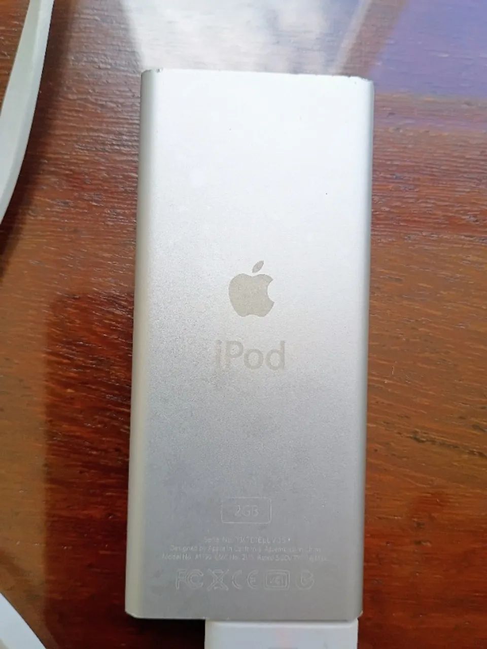Mini ipod da Apple 2GB com torre e cabo original  - Foto 2