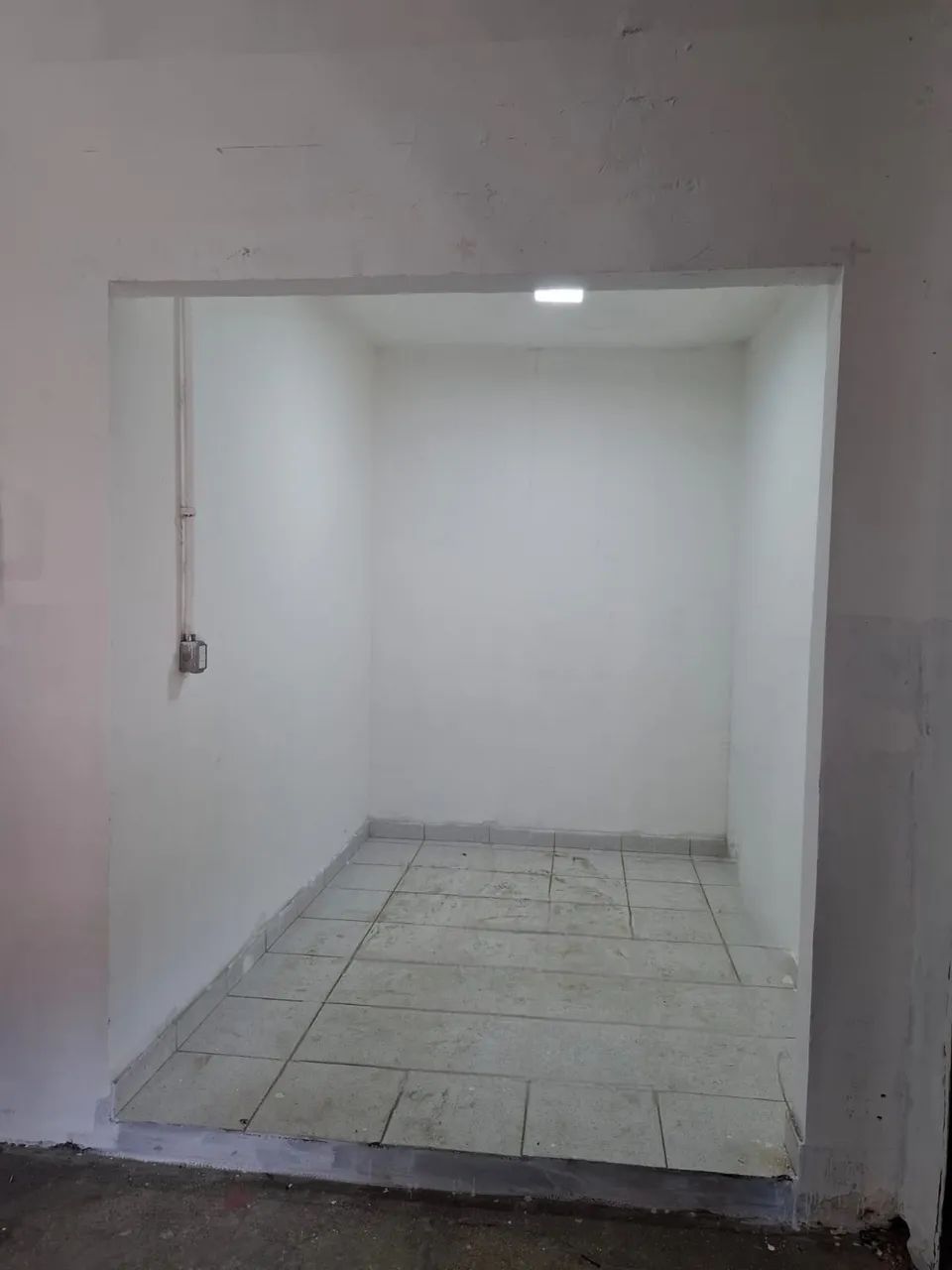 Alugo galpão grande  avenida bem localizada  - Foto 3