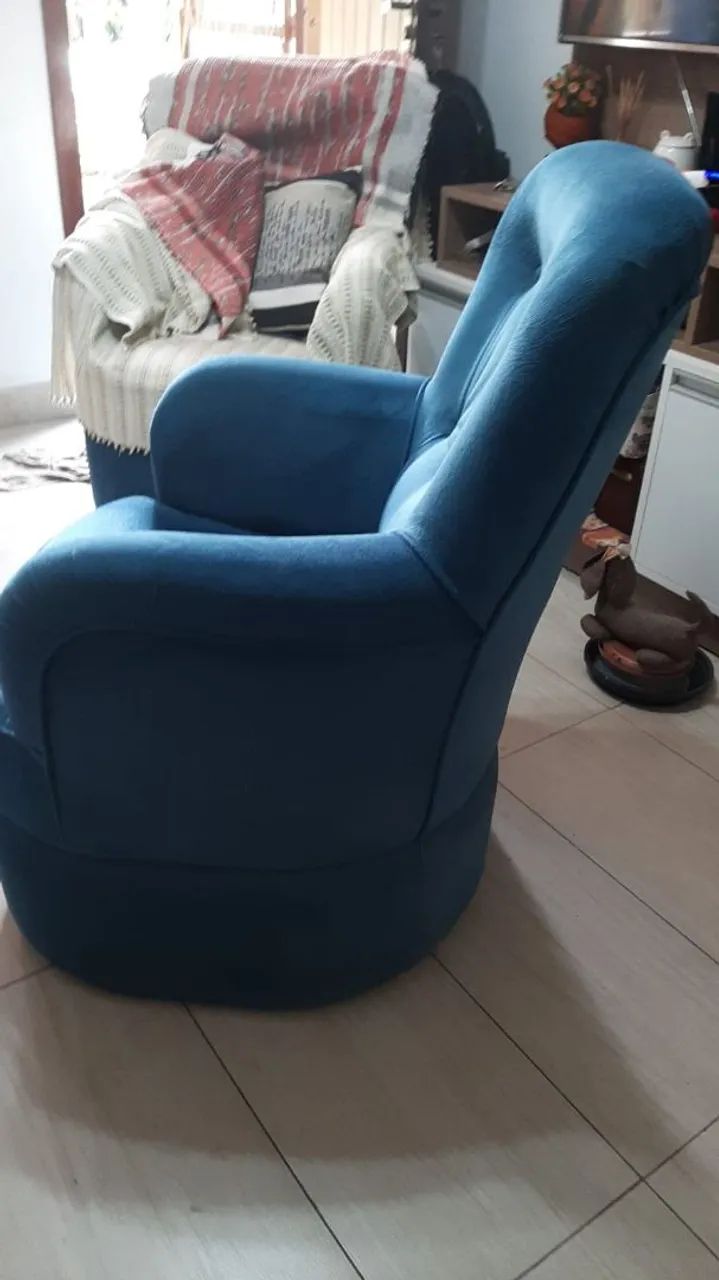 Sofá um lugar65104746040323121