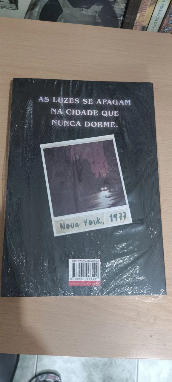 Livro Cidade das trevas  - Foto 2