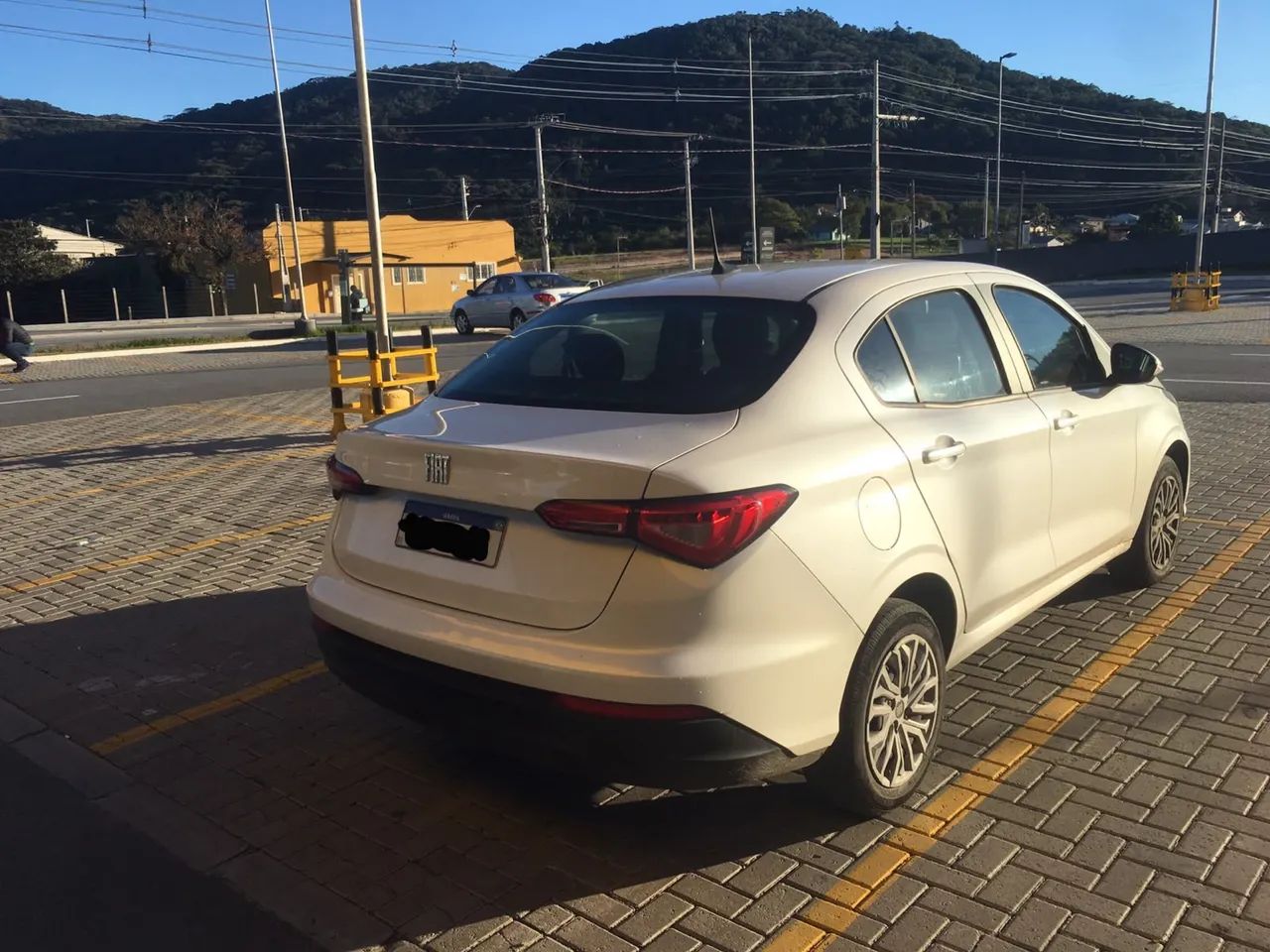 Fiat Cronos Drive 1.3 8V Flex 2022 - Foto 2