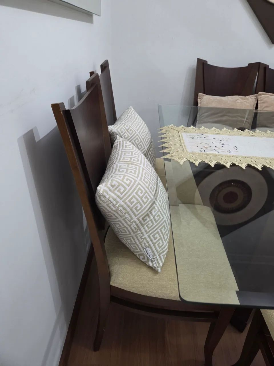 Mesa de jantar 8 cadeiras + quadro  - Foto 4