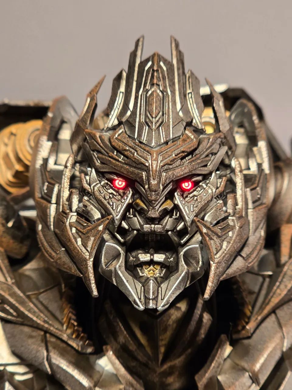 Transformers Megatron ME-005 Led 30cm novo - Foto 5