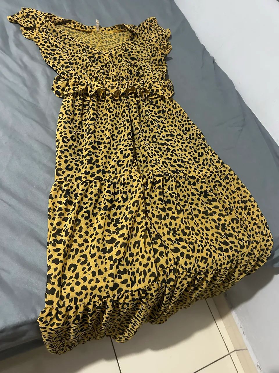 Roupas usada somente uma vez  - Foto 4