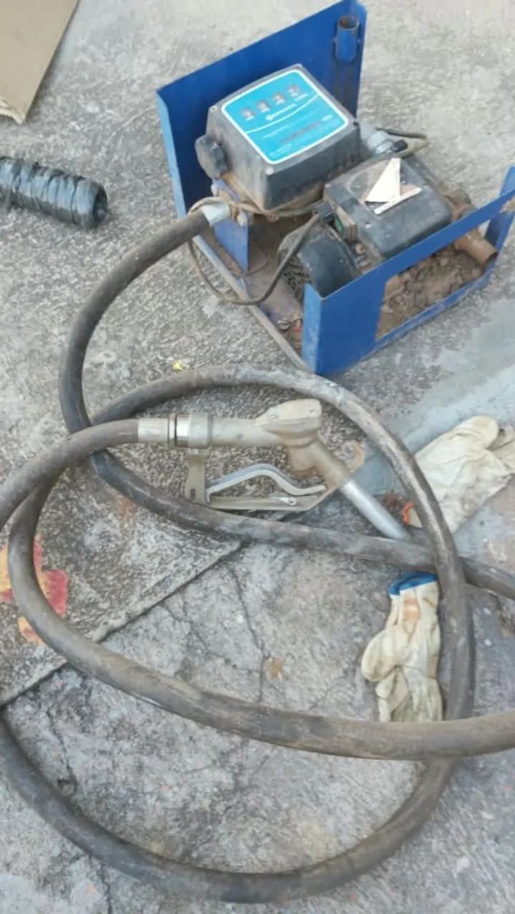 VENDO UMA MÁQUINA DE ABASTECIMENTO DE DIESEL ELÉTRICA  - Foto 2