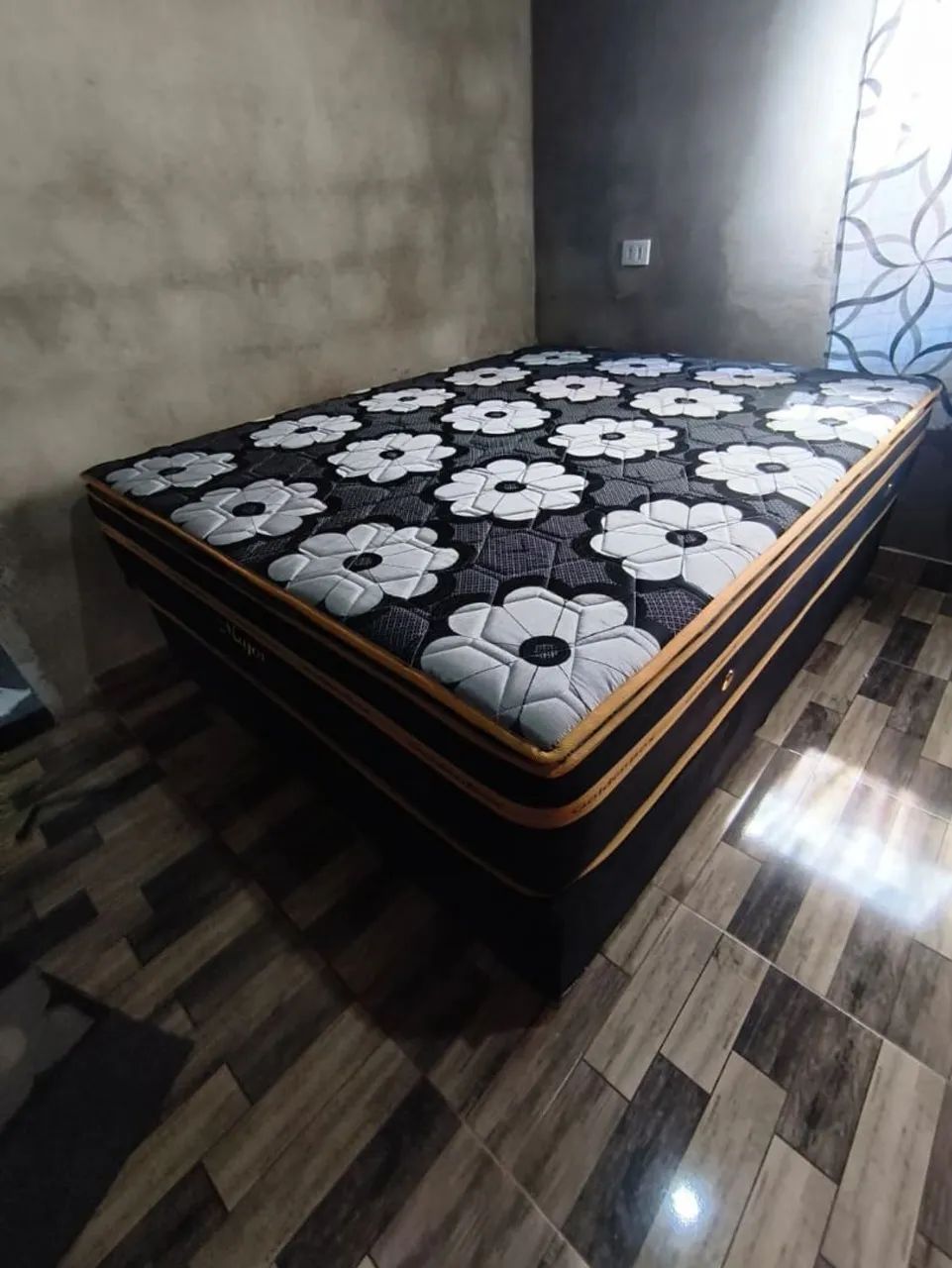 Cama baú tamanho queen com colchão confortável - Foto 2