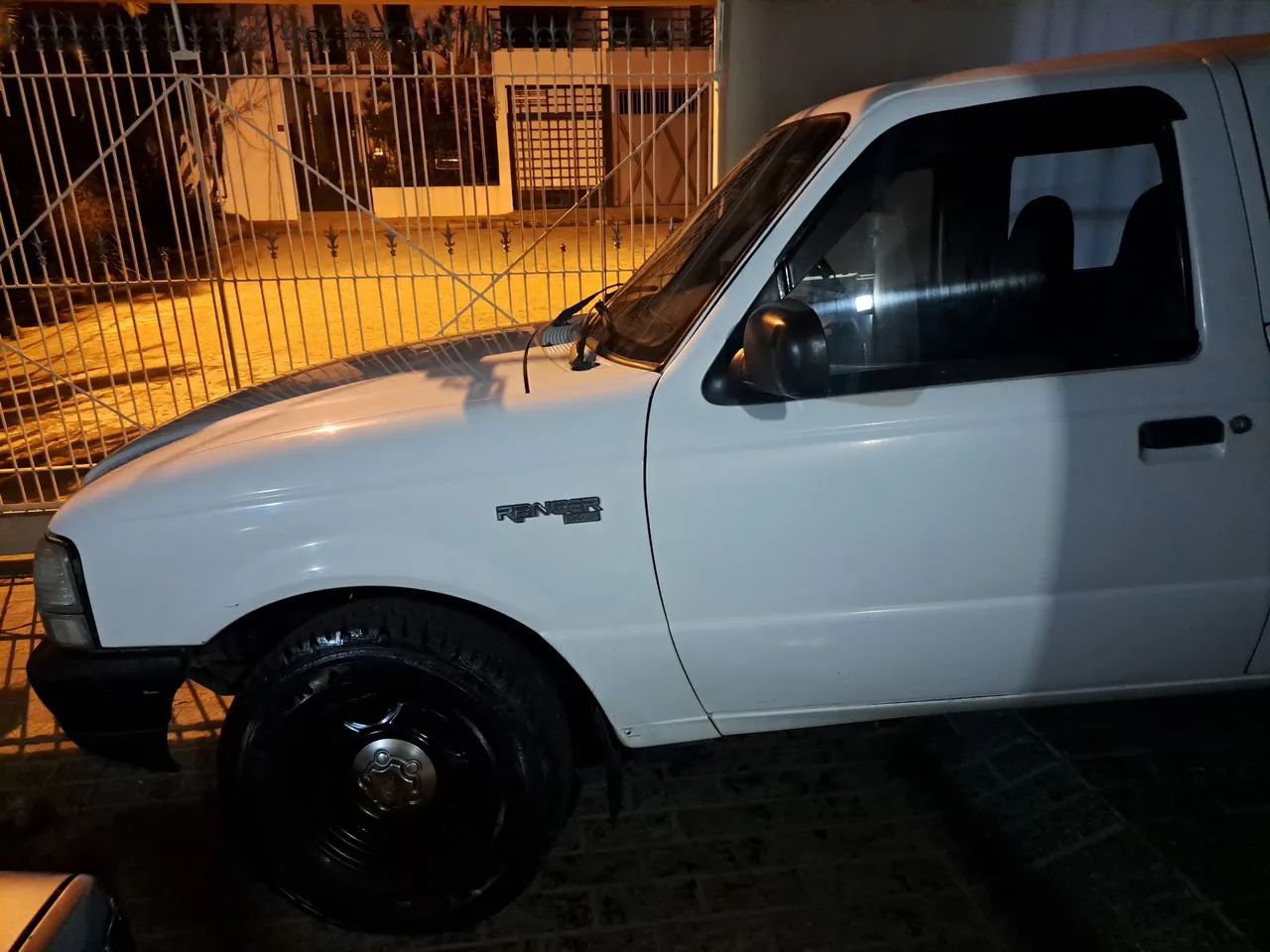 Ford Ranger Ranger XL 2.3 16v 137cv 4x2 CD Repower. 2004