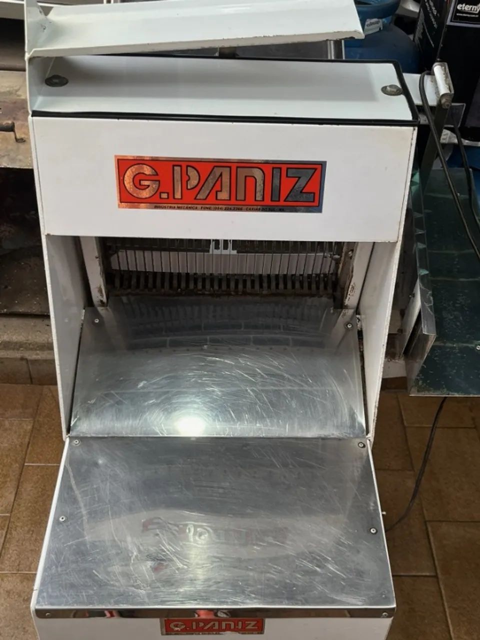Fatiadeira de pão G.PANIZ - equipamento de panificação (usada) - Foto 2