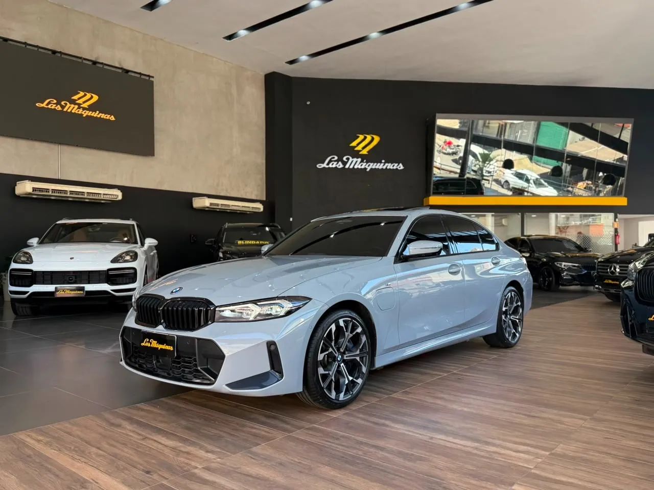 BMW 330E 330e M Sport 2.0 Turbo Aut. (Híbrido) 2026