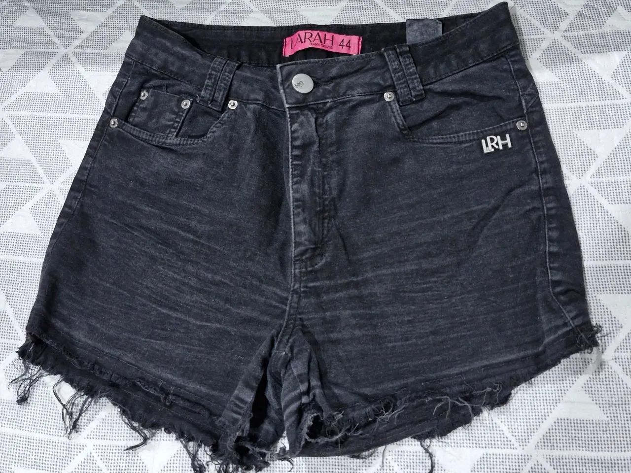 Lote 5 shorts feminino. Tam.44  - Foto 3