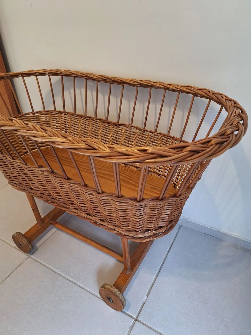 Berço Moisés de Vime com Rodinhas - Foto 2