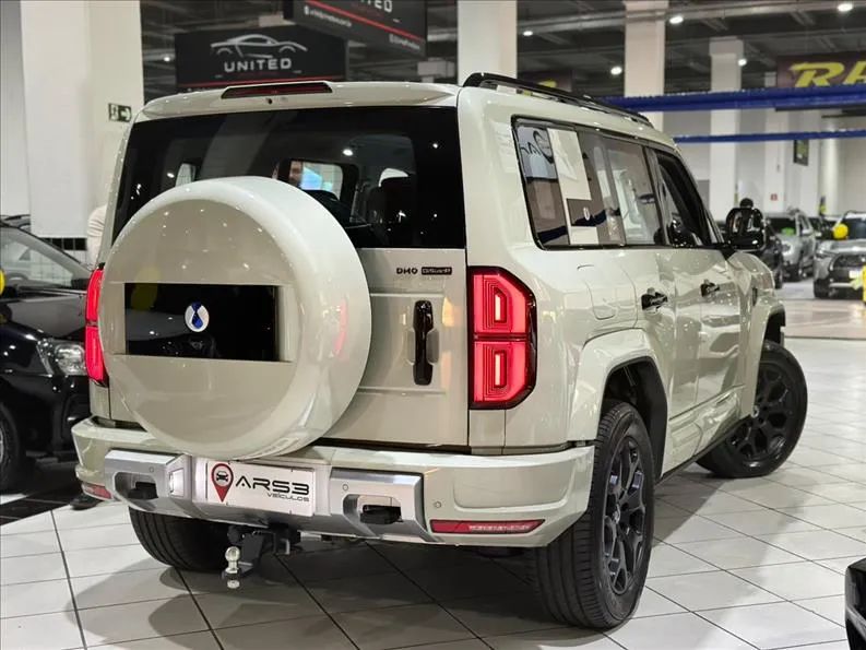 Denza B5 4WD, foto 6 de 15